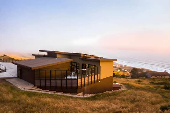 Sky House • Luxury Villa with Spa, Theater & Gym